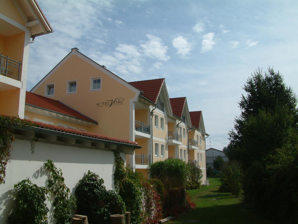 Vallaster Appartements Bad Fussing Bagian luar foto